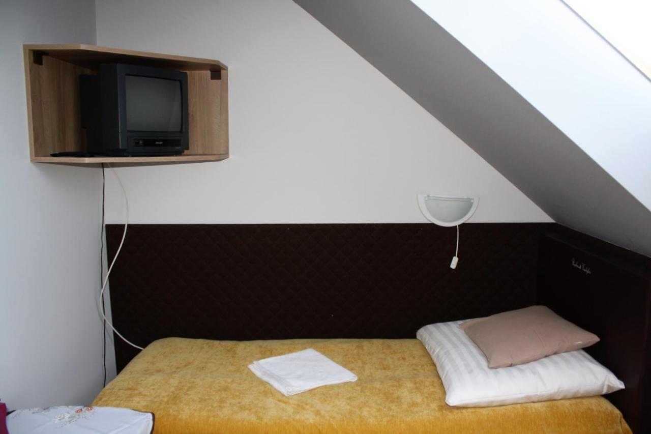 Rembrandt Vendeghaz Hotel Kisber Luaran gambar